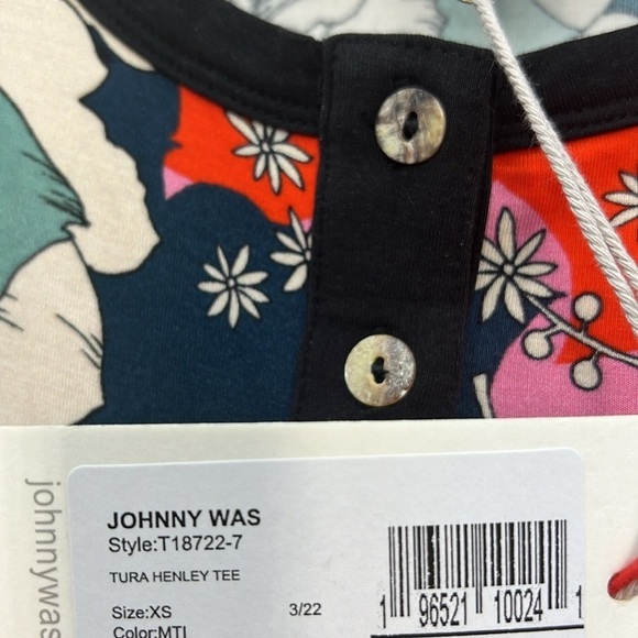 Johnny Was - NWT Tura Multi Colored Floral Lightweight Henley 3/4 Sleeves SZ XS - Picture 12 of 15